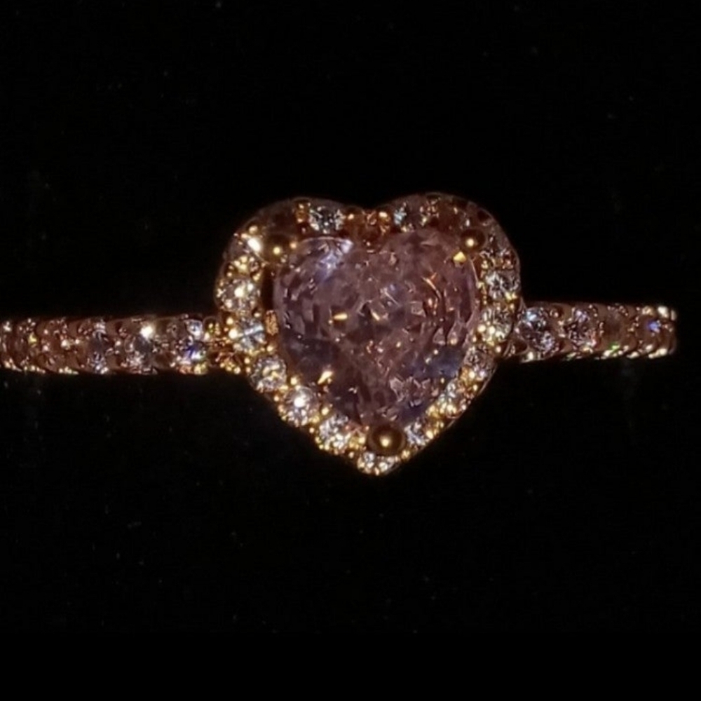 New Pandora Elevated Heart Ring Rose Gold Size 8.5